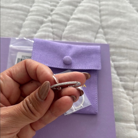 Melinda Maria Silver Earrings Elegant Jewelry - Picture 5 of 6